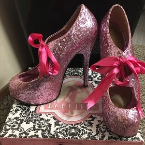 Pink glitter bordello heals. Size 9